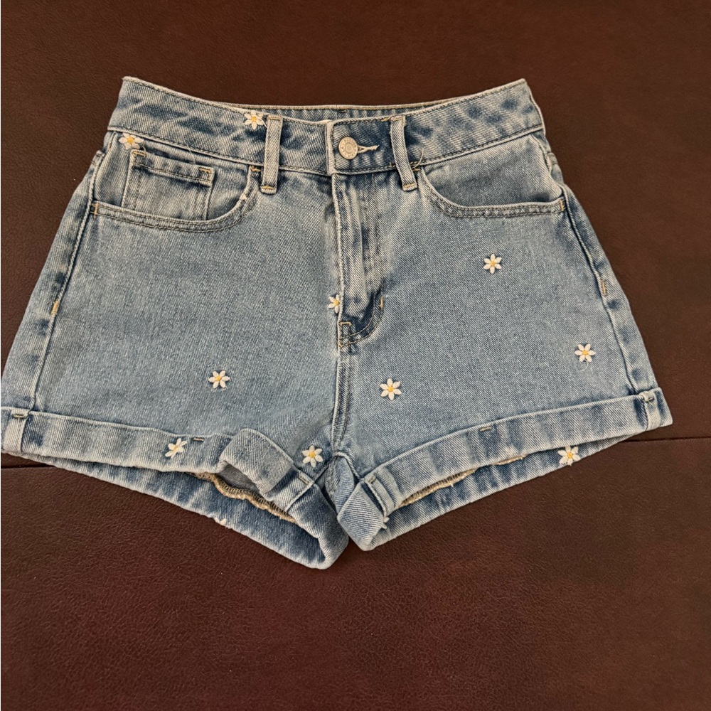 PacSun Light Blue Denim Daisy Embroidered Shorts